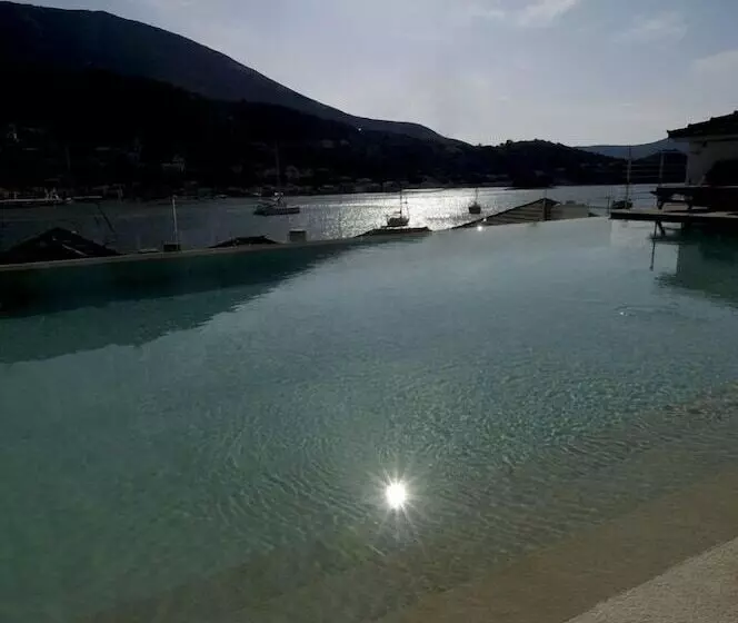 Perantzada Hotel 1811