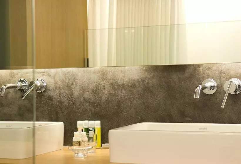 Perantzada Hotel 1811