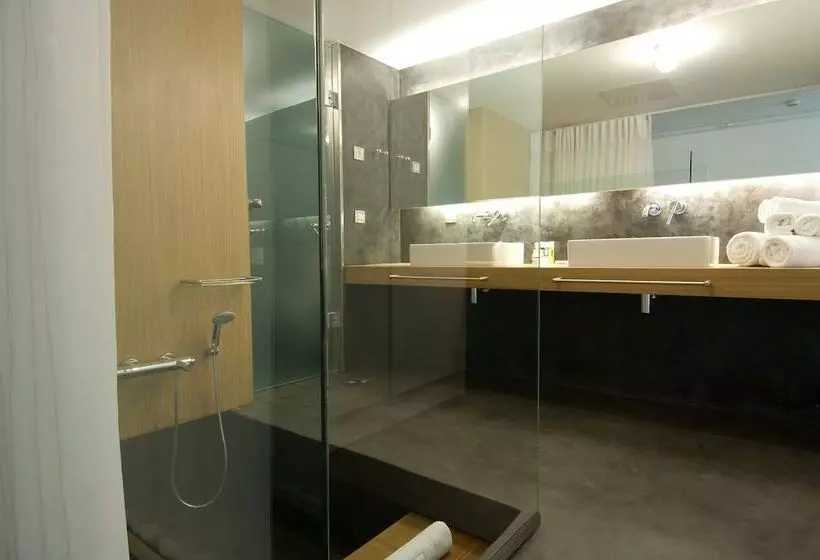 Perantzada Hotel 1811