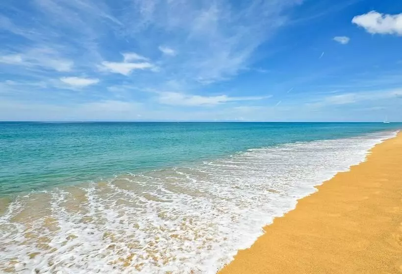 호텔 Renaissance Phuket Resort & Spa