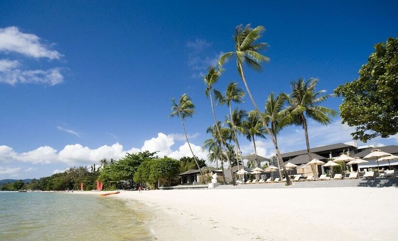 هتل Sareeraya Villas & Suites