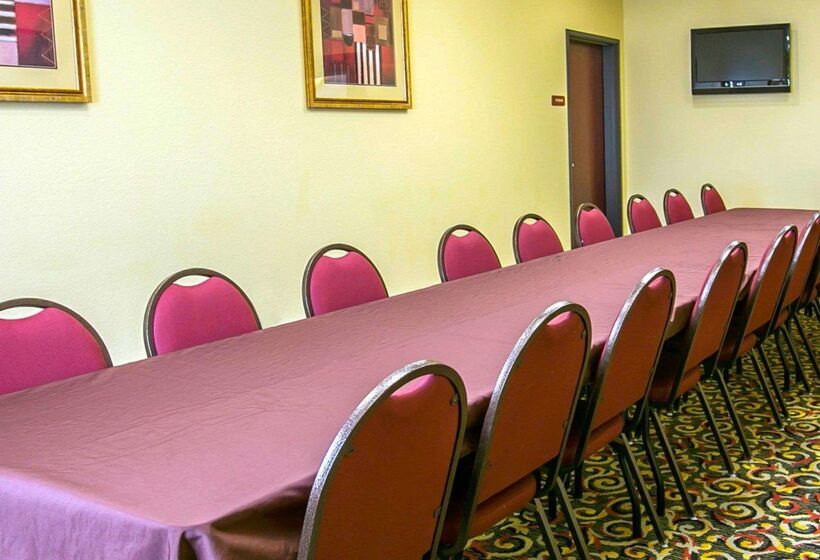 Отель Sleep Inn & Suites New Braunfels