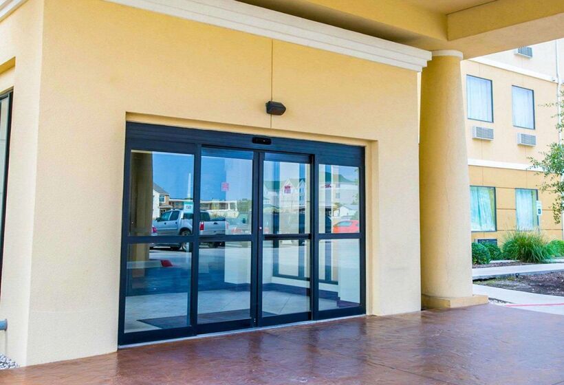 Отель Sleep Inn & Suites New Braunfels