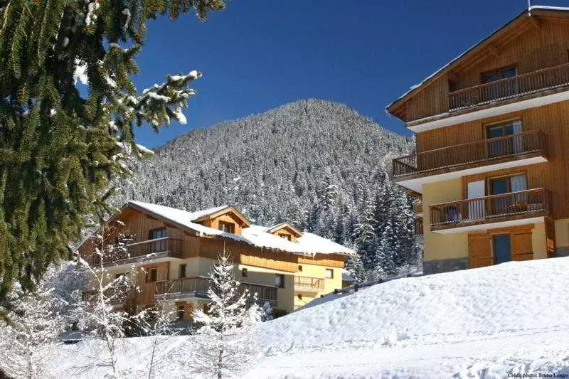 هتل Soleil Vacances Les Chalets D Arrondaz