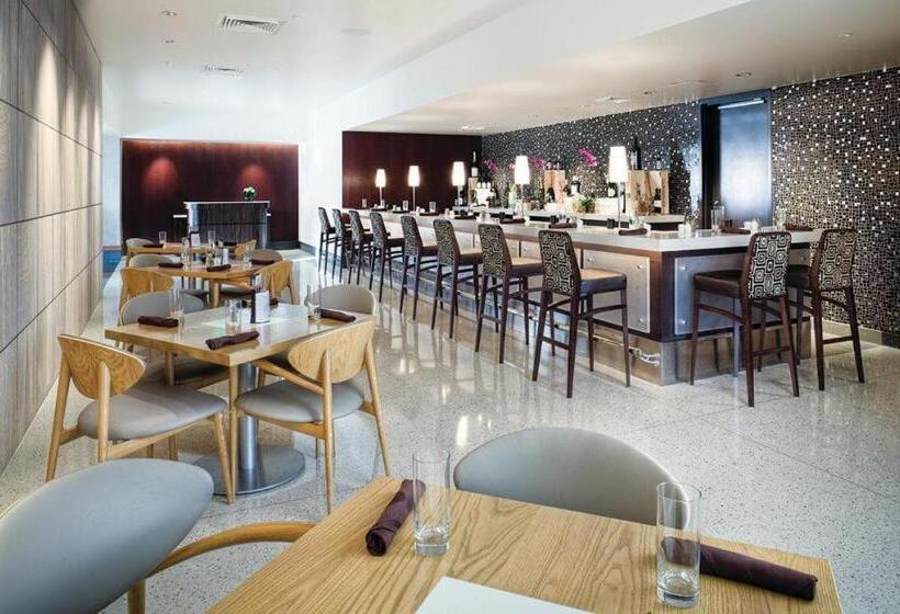 فندق Talking Stick Resort