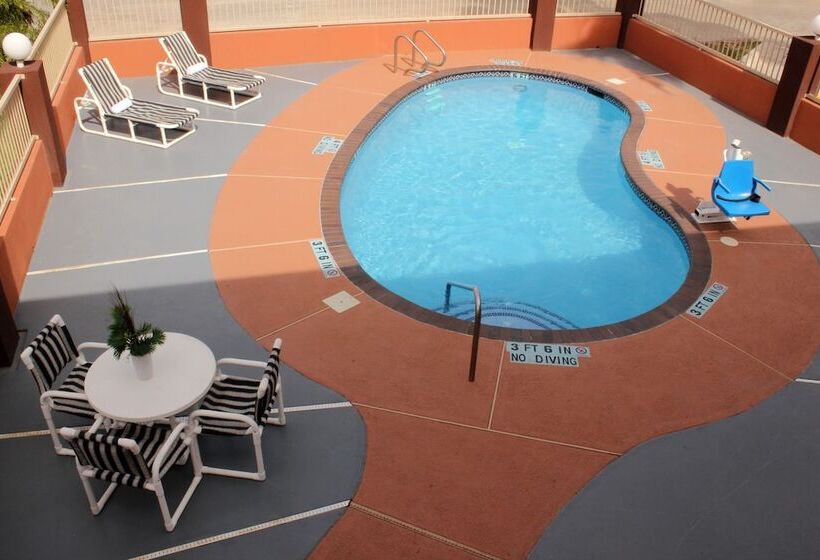 ホテル Texas Inn & Suites Mcallen At La Plaza Mall And Airport