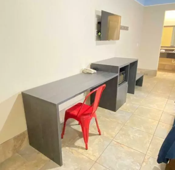 酒店 Texas Inn & Suites Mcallen At La Plaza Mall And Airport