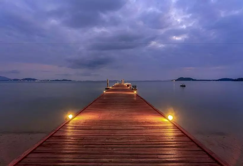 فندق Barcelo Coconut Island, Phuket