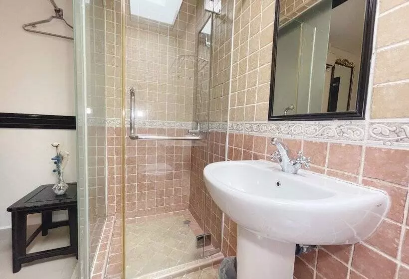 The Snooze Hotel Marine Parade