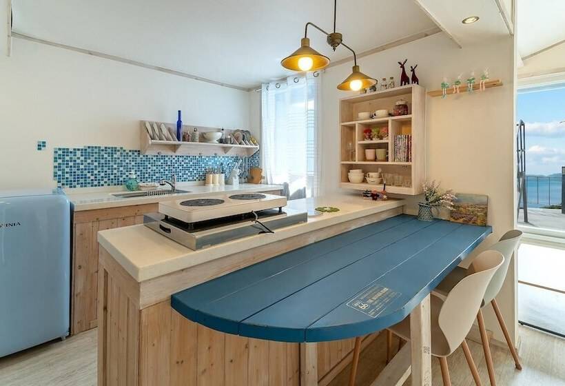 Pension (Hôtel basse catégorie) Namhae Dalbit 2gram