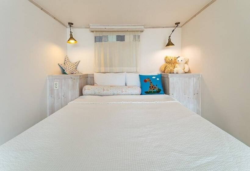 Pension (Hôtel basse catégorie) Namhae Dalbit 2gram