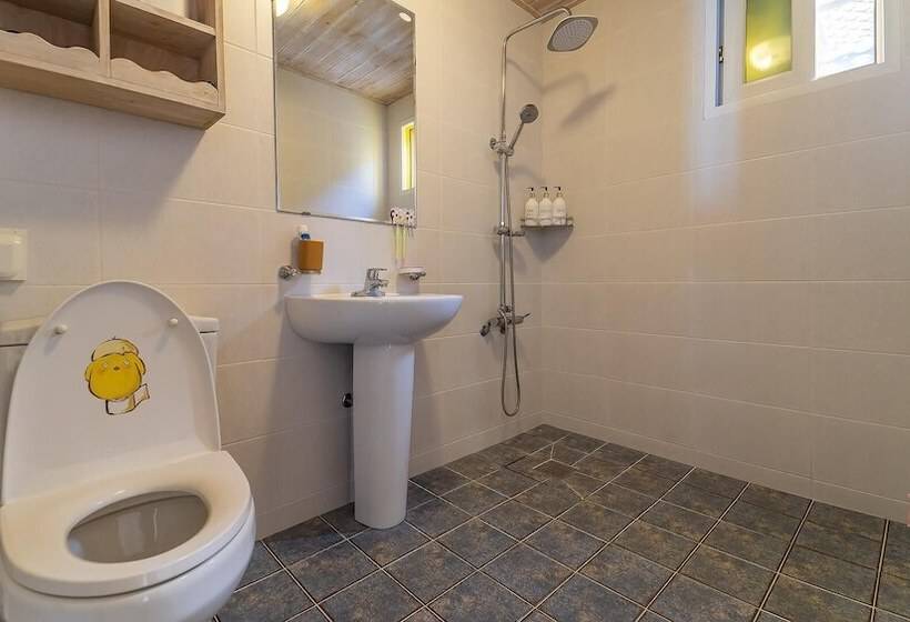 Pension (Hôtel basse catégorie) Namhae Dalbit 2gram