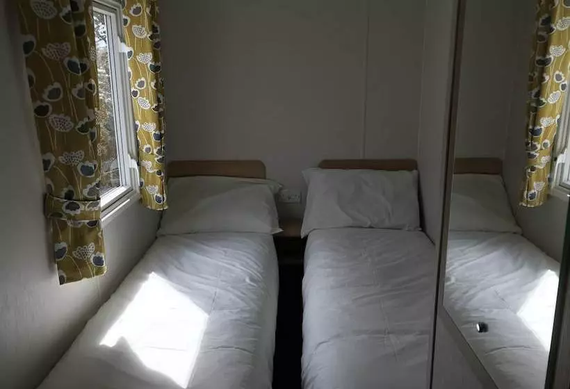 Exclusive Caravan At Newquay, Cornwall, Uk