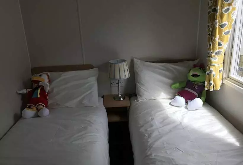 Exclusive Caravan At Newquay, Cornwall, Uk