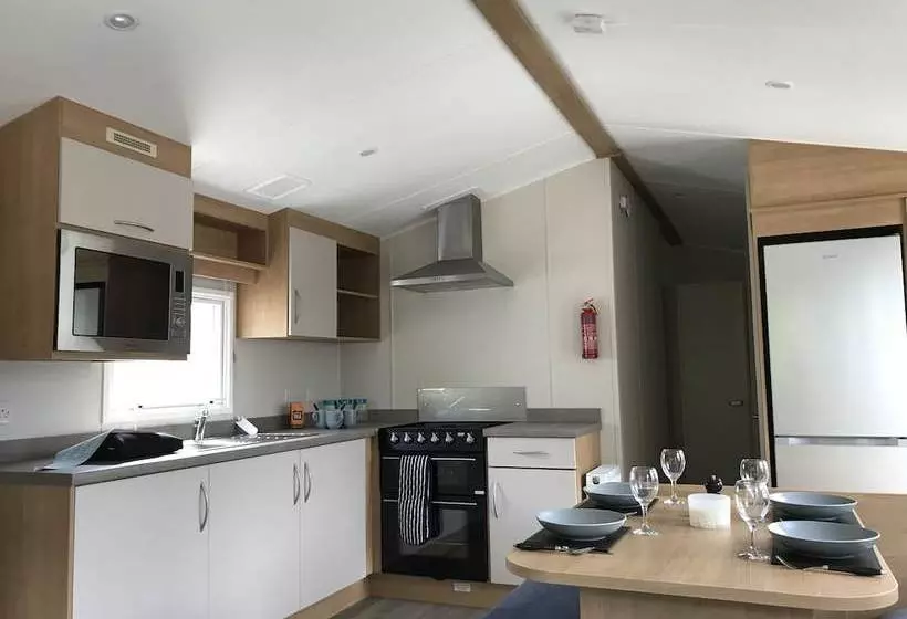 Exclusive Caravan At Newquay, Cornwall, Uk