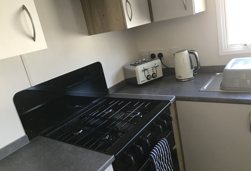 Exclusive Caravan At Newquay, Cornwall, Uk