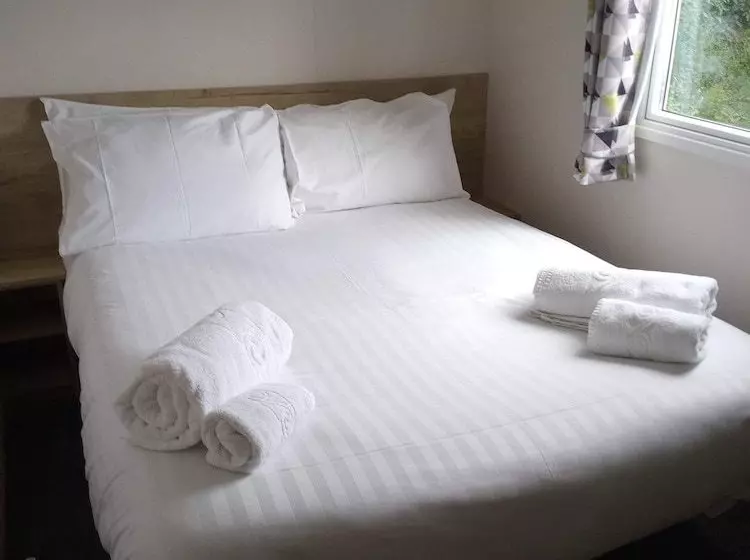 Exclusive Caravan At Newquay, Cornwall, Uk