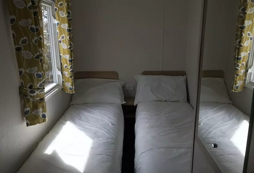 Exclusive Caravan At Newquay, Cornwall, Uk