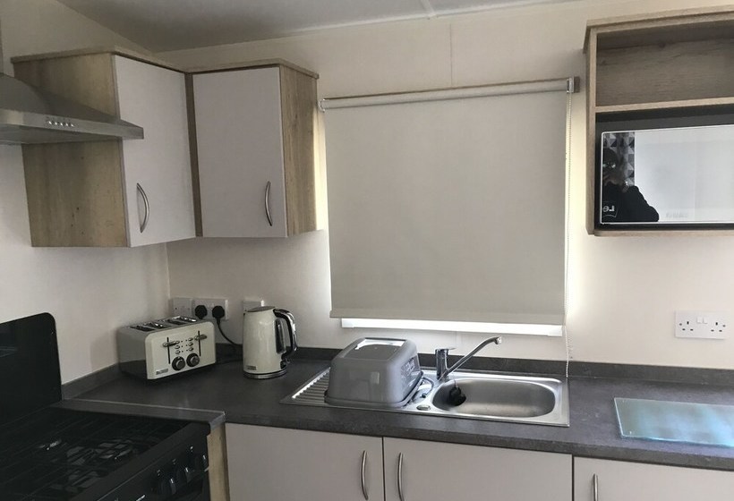 Exclusive Caravan At Newquay, Cornwall, Uk