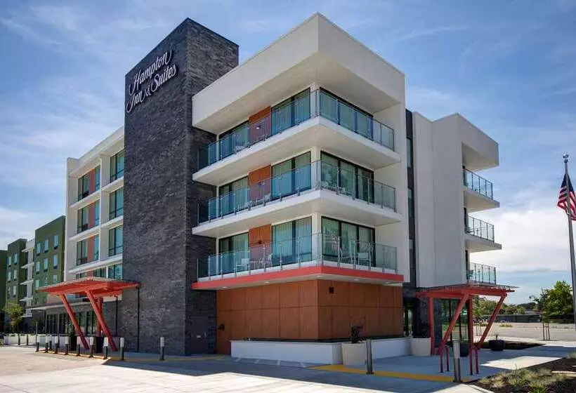 هتل Hampton Inn & Suites Sunnyvale Silicon Valley