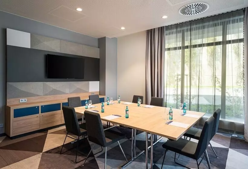 ホテル Holiday Inn Express   Rosenheim, An Ihg