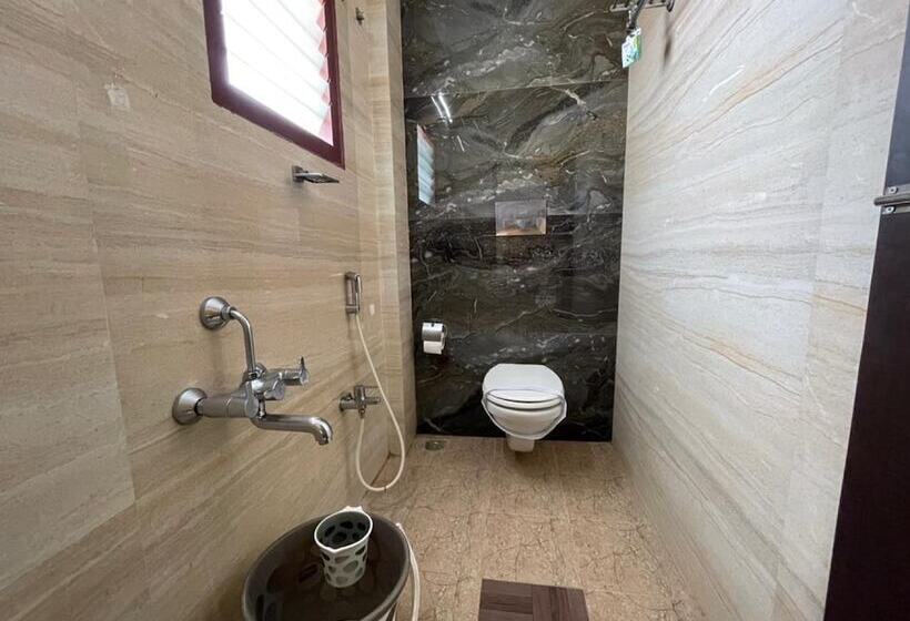 Hotel Rathnavel Towers Annex