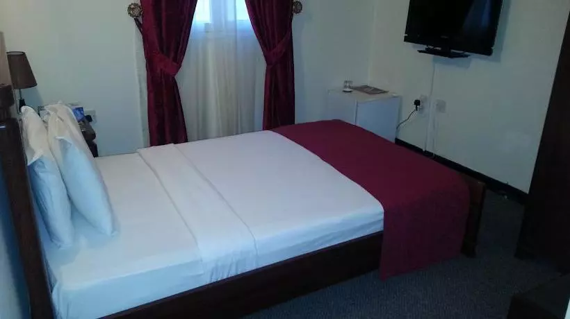 Al Nakheel Hotel