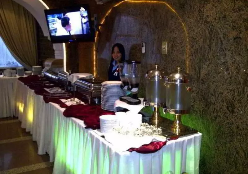 Al Nakheel Hotel