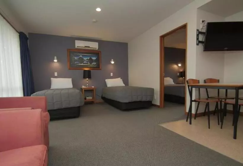 Asure Christchurch Classic Motel & Apartments