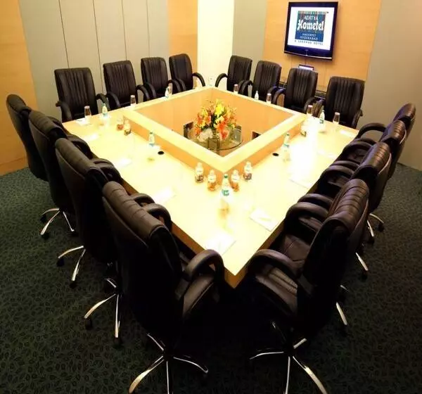 酒店 Aditya Hometel