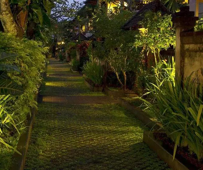 Bali Ayu Hotel & Villas