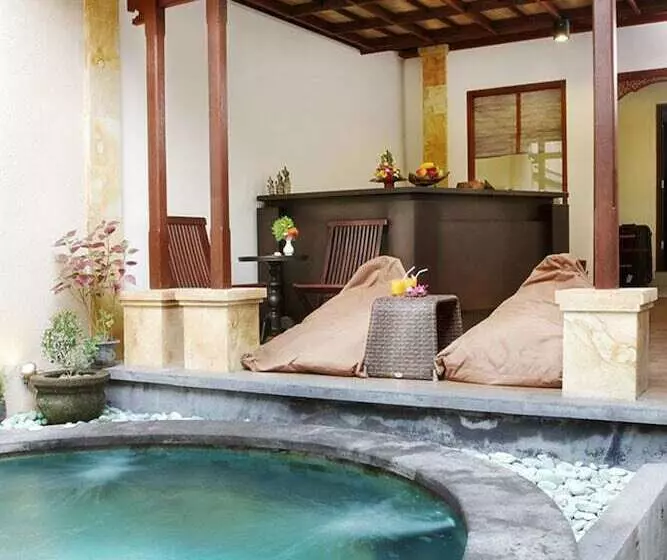 Bali Ayu Hotel & Villas