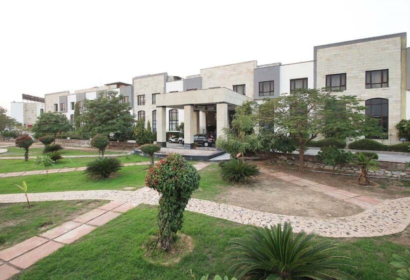 فندق Cambay Resort Jamdoli