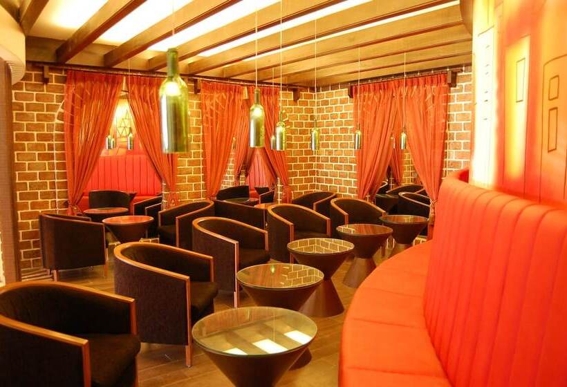 فندق Cambay Resort Jamdoli