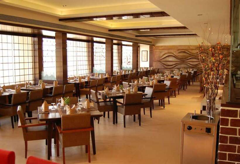 فندق Cambay Resort Jamdoli