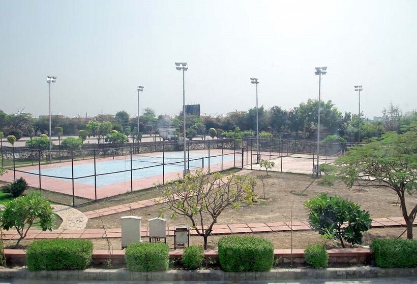 فندق Cambay Resort Jamdoli