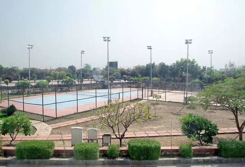 فندق Cambay Resort Jamdoli