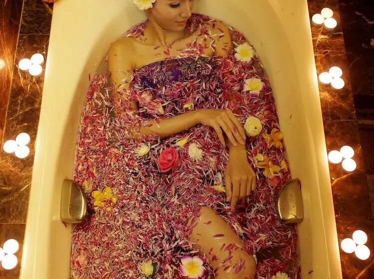 Cambridge Hotel Medan