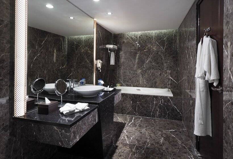 Cambridge Hotel Medan