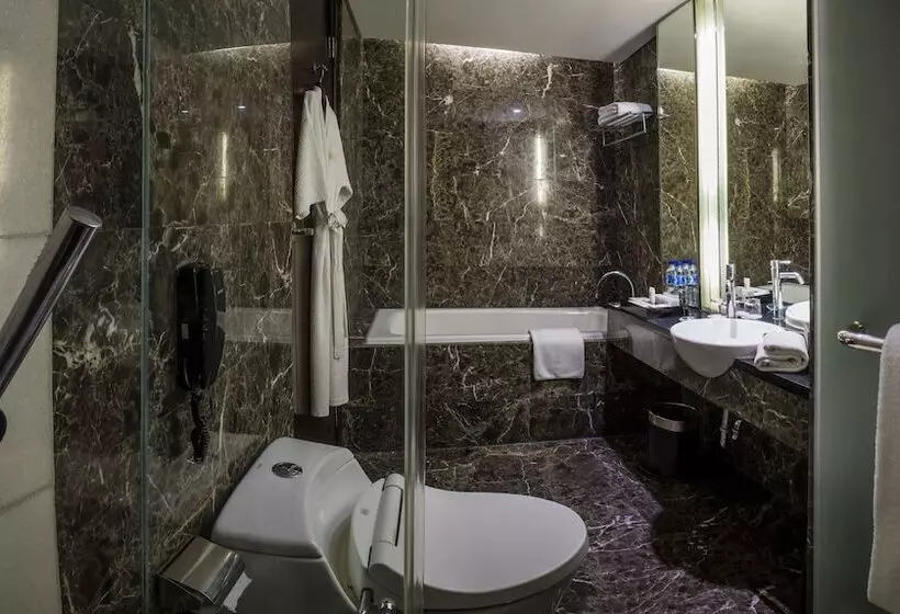 Cambridge Hotel Medan