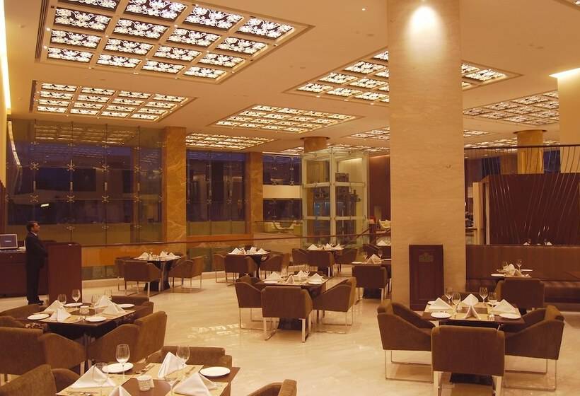 בית מלון כפרי Country Inn & Suites By Radisson, Sahibabad