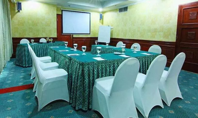 Hotell Grand Arkenso Park View