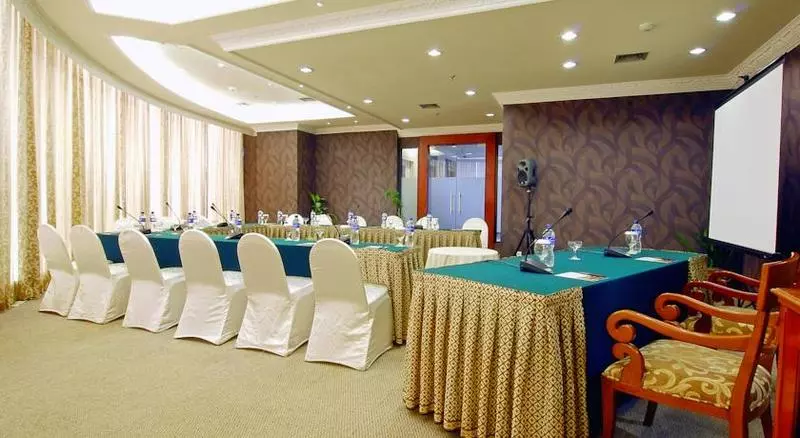 Hotell Grand Arkenso Park View