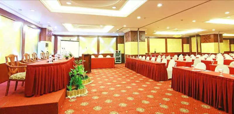 Hotell Grand Arkenso Park View