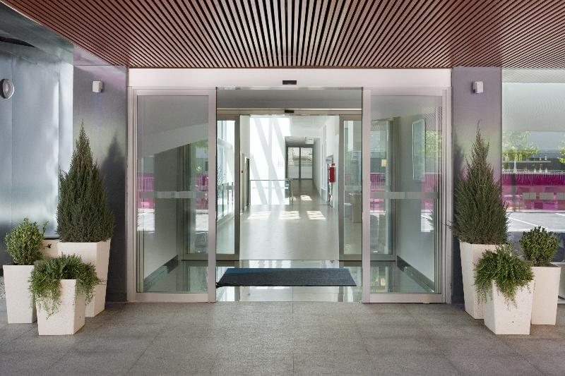 בית מלון כפרי Holiday Inn Express Madrid Leganes, An Ihg