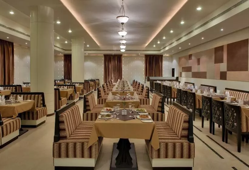 ホテル Inder Residency Resort & Spa Udaipur