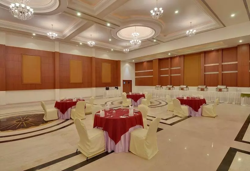 ホテル Inder Residency Resort & Spa Udaipur