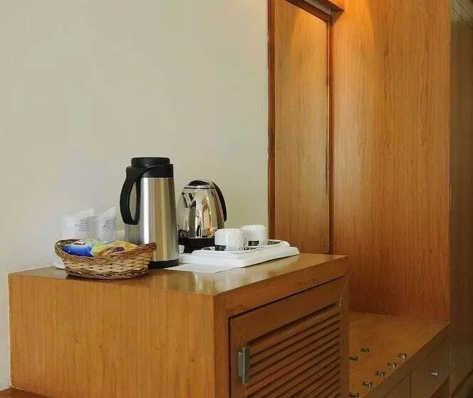 ホテル Inder Residency Resort & Spa Udaipur