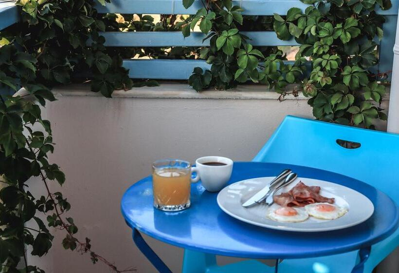 בית מלון כפרי Kaissa Beach