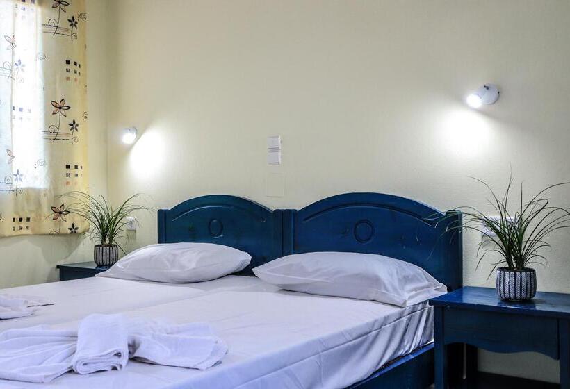 בית מלון כפרי Kaissa Beach